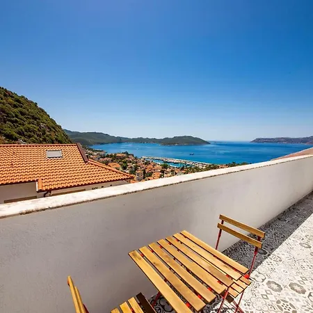 Granda Lambuka Apart Kas Exterior photo